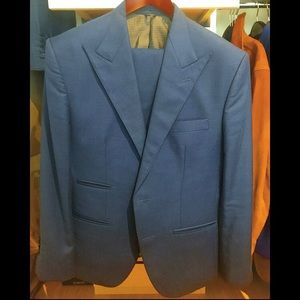 Designer PEAK LAPEL Suit Navy Blue (34S 36S)